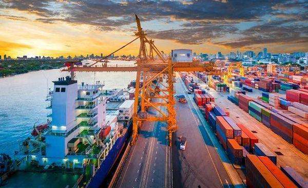 2020gdp超越美国_美国大选2020(3)