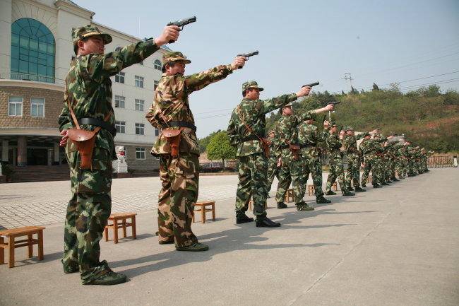信息看这里!中国军队不同编制都有多少人?