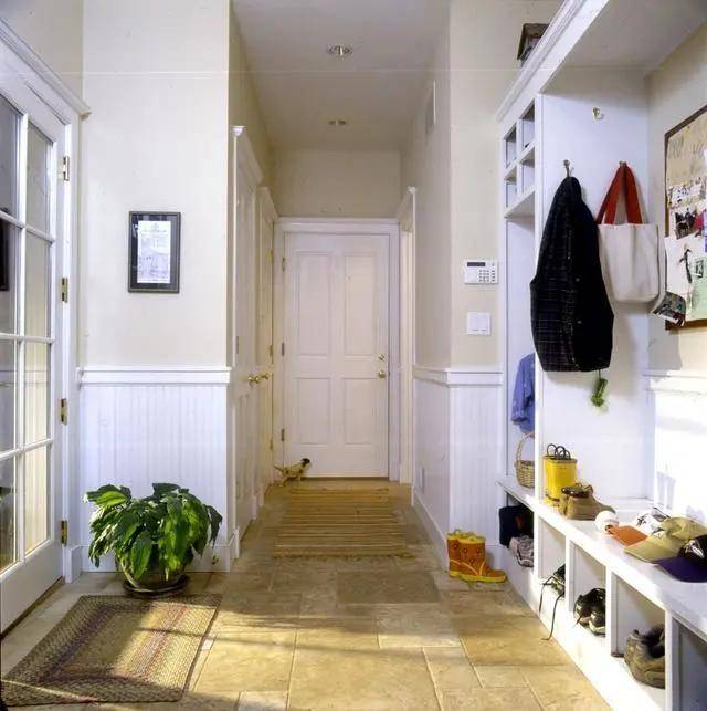 入户玄关鞋柜设计1.8米左右 dbb8889f03b04689ad5070f7252385a8.jpeg