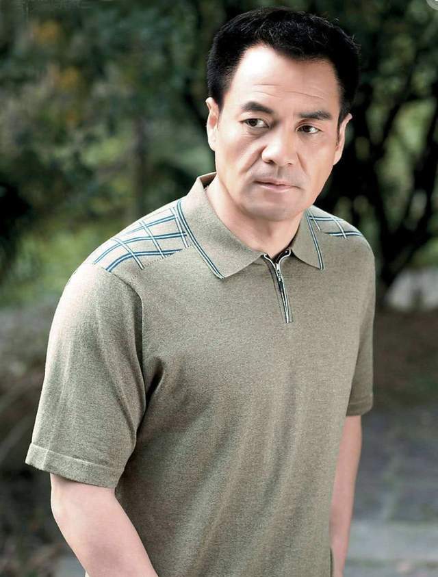 《装台》尤勇：年龄大了，才懊悔当初的丁克决定_沈蓉