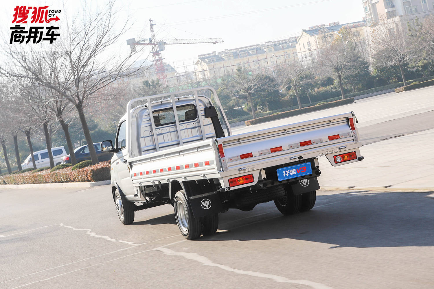 舒适/载货两手抓 试驾福田祥菱v3宽体微卡_搜狐汽车