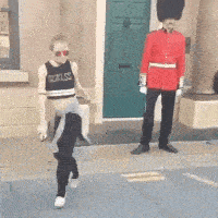 如何自己做表情包动图 7ab06f068ab84f43a6cf5cdbd5213aef.gif