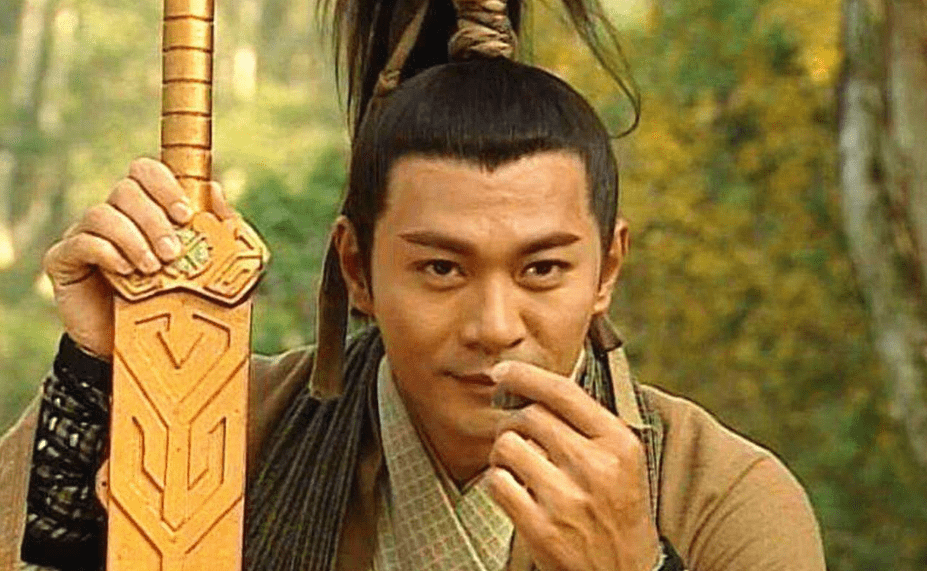 嬴政为何杀了与赵姬如胶似漆的嫪毐?网友:嫪毐自找的!