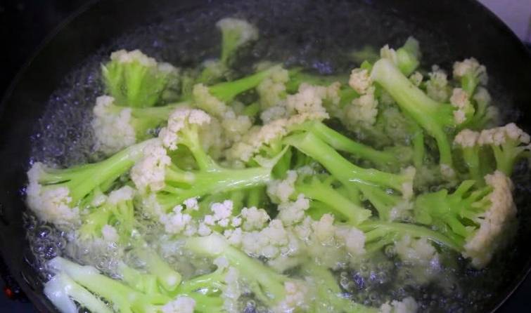 炒什么菜需要焯水 552e7c1290ef4178bdab5342aa6dcd8e.jpeg