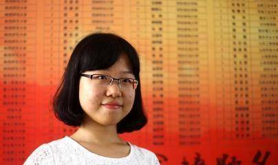 2020年高考理科状元_连续2年复读生成高考状元,应届生机会被挤占,高分复