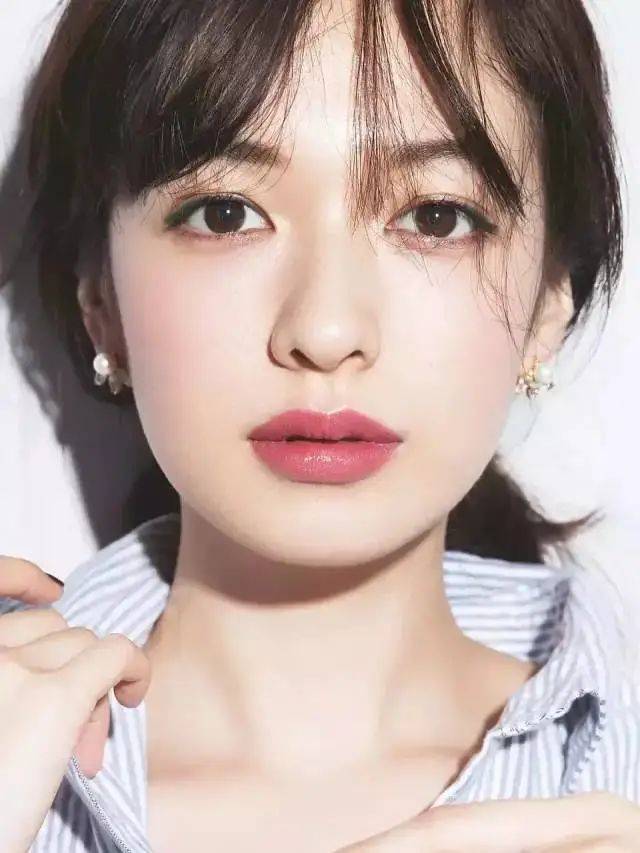 原创日本美女森绘梨佳太靓了雪肤娇嫩如水蜜桃太撩人