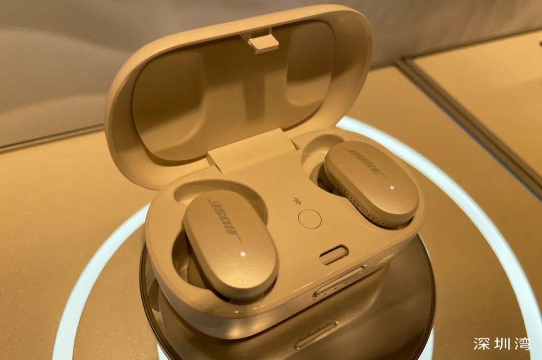 主动|盘点 2020 年 15 款真无线降噪耳机,超越 AirPods Pro 只待时日?| 年度复盘