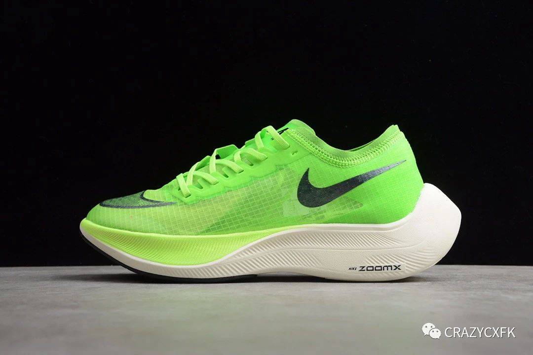 耐克运动的集大成跑鞋 nike air zoom alphafly next%