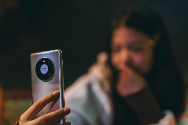 拍照怎么才有日期 55191d4c231c4c8c9130ad484b854a19.jpeg