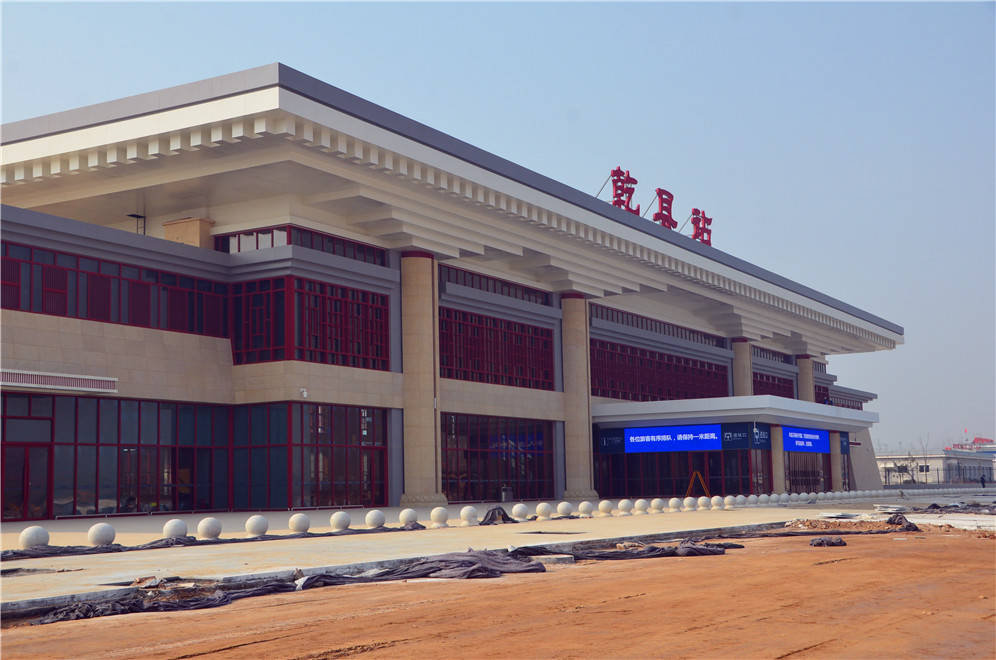 银西高铁开通在即去陕西乾县看新建车站中面积最大的车站