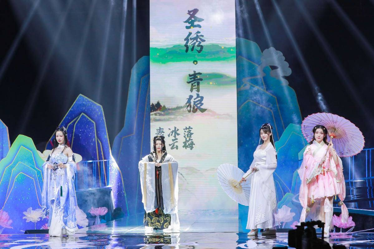 阿朵|阿朵、程潇助阵，漂亮Coser数不胜数，天刀嘉年华的玩家有多赚