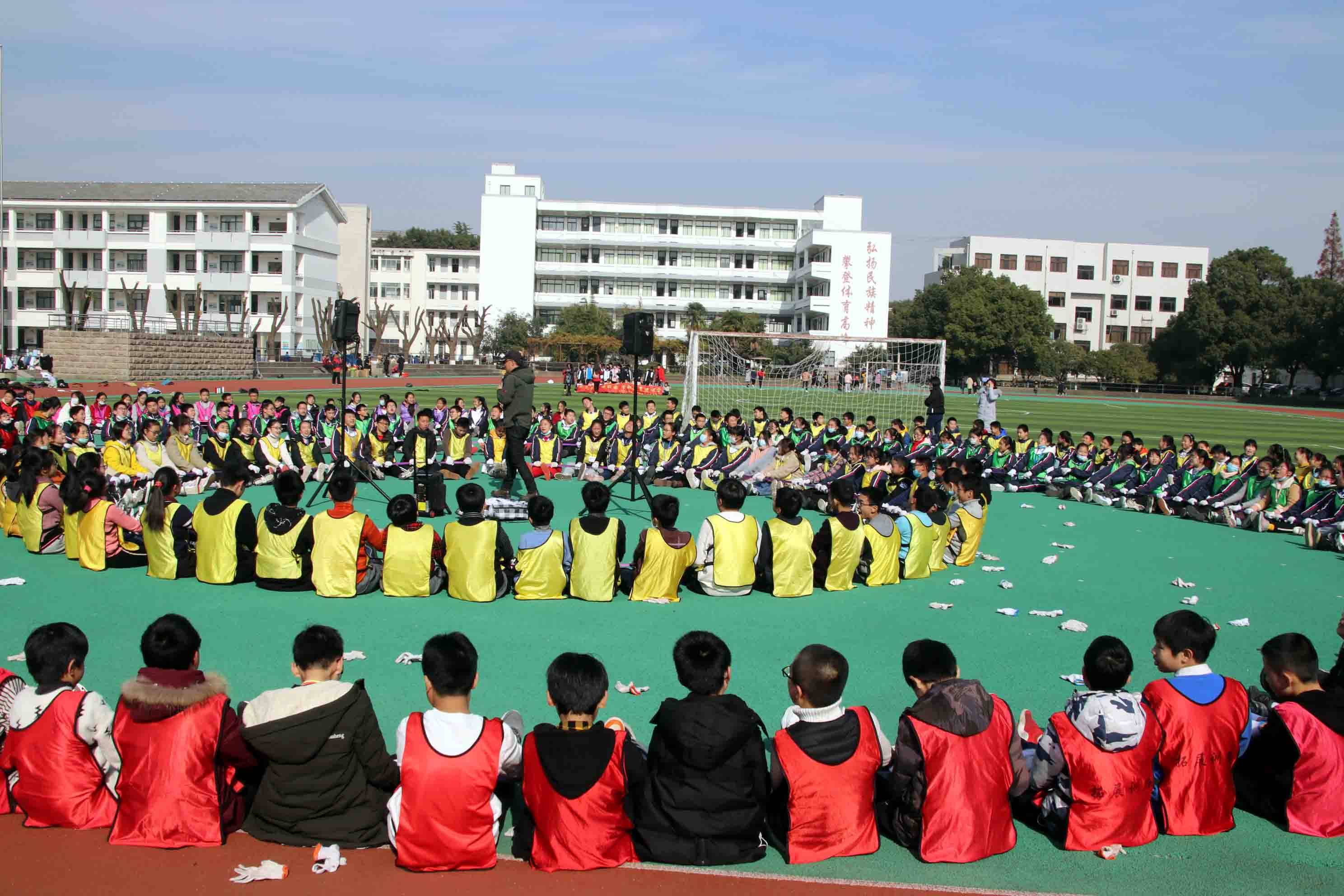 苏州市吴中区木渎实验中学拓展训练劳动实践进校园素质教育显身手