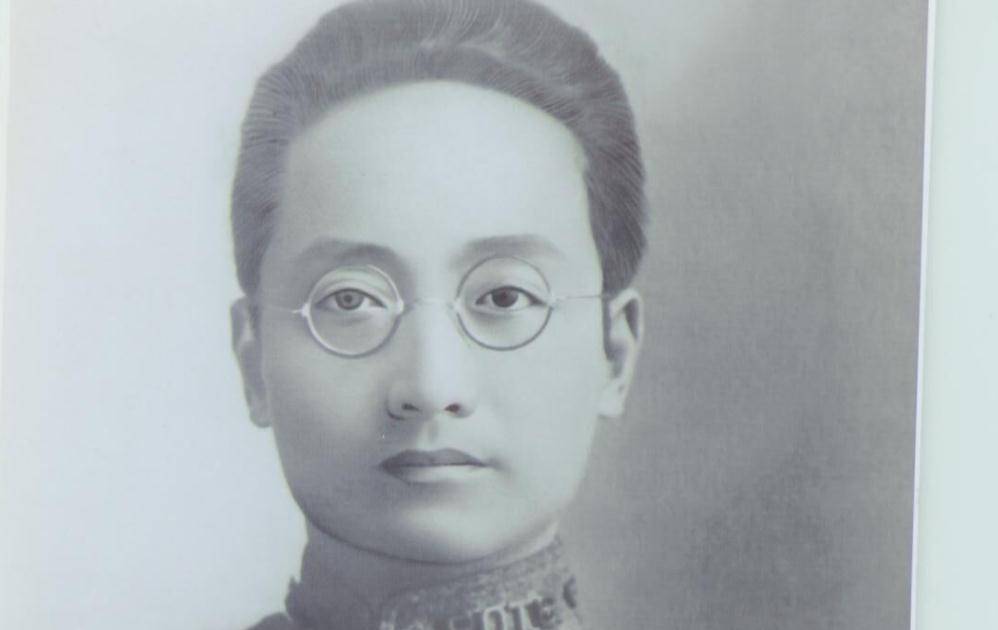原创她是孙中山的爱女,却恨了父亲一辈子,晚年醒悟时说的话令人落泪