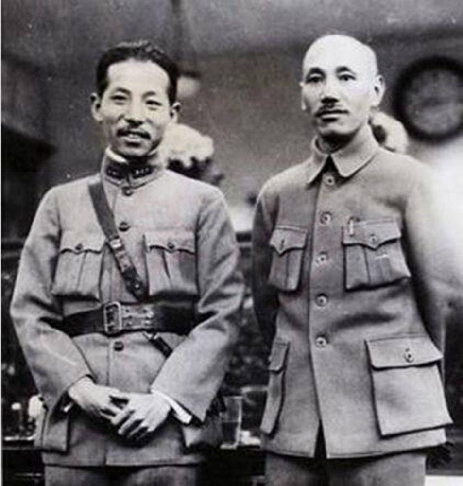 蒋介石为什么到了南京就扣押张学良？1936年12月25日西安事变结束