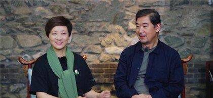 不过后来张国立去领养了一个女儿,让邓婕满足了当妈妈的心愿.