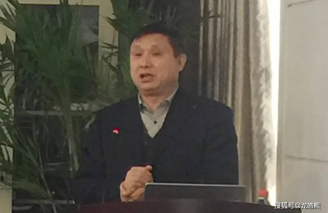 精神病院院长图片 93ee59389a1f4e3f97e01fdd611c0eb1.jpeg