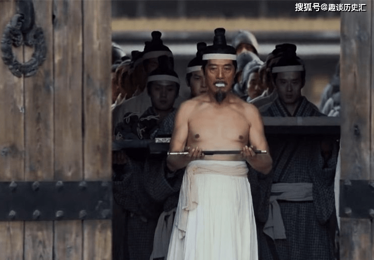 死人口含玉