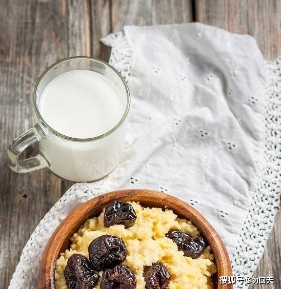 八个月宝宝辅食大全 d7250fc7b06d413fa0d2ea02fdff7720.jpeg