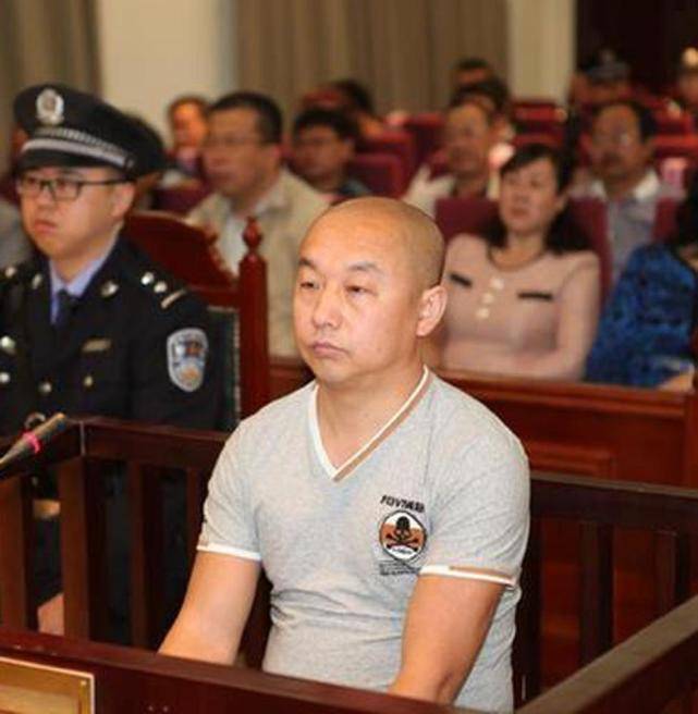 原创深扒内蒙古呼格冤案真凶长了一副笑脸天生有女人缘