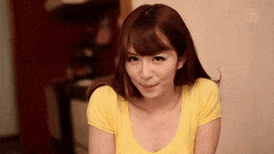 gif搞笑趣图:一做眼保健操,我们班各路大神开始自己的