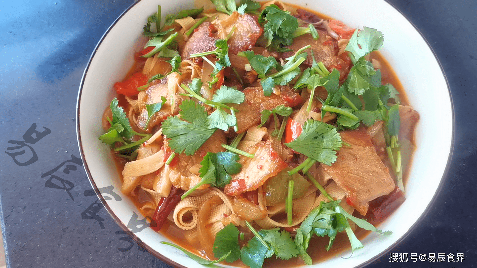 豆皮肉卷怎么炒好吃 21c316263771434f83736a23b510dcb2.png