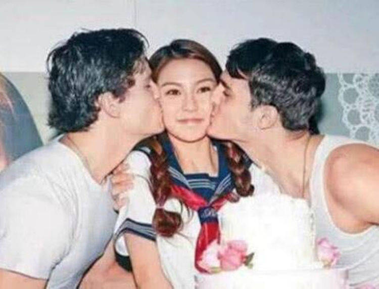 生日怎么拍多人照片 188bdf2bf3214dfb932210f15fc77275.jpeg