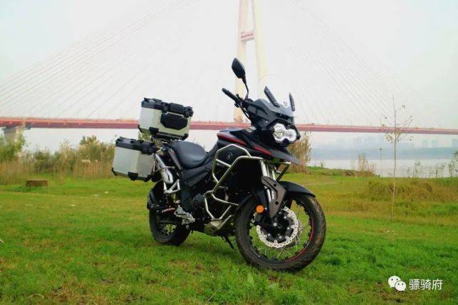 焕然一新:赛科龙2021款rx3s静态解读