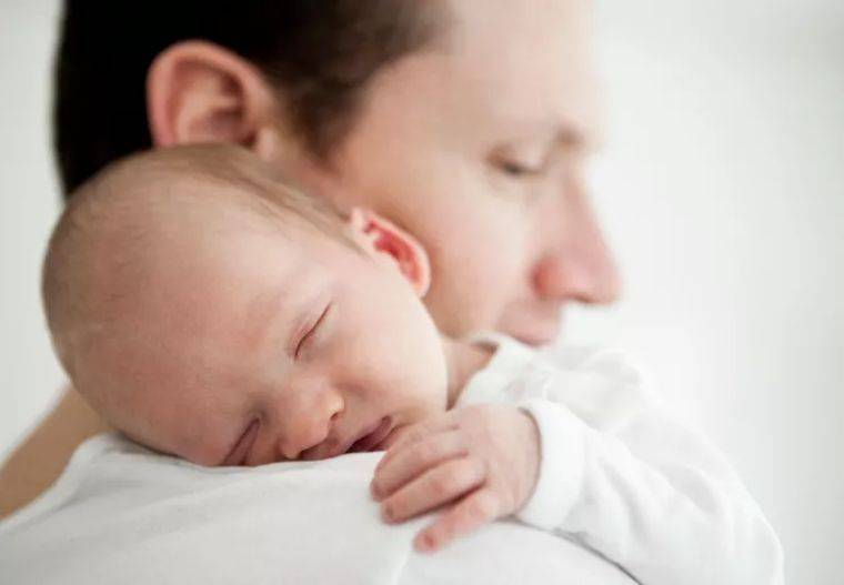 几个月会有惊跳反射 a3b014b069b244c2bf013b23d6b0703f.jpeg