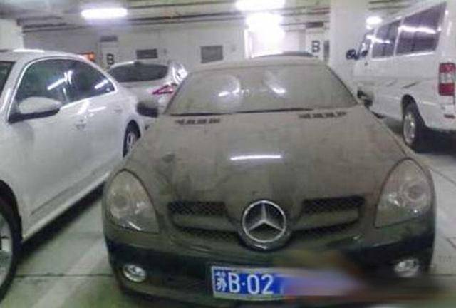 多大年龄不允许驾驶汽车 c437c994d5f6416888de8cc34cfcaa34.jpeg
