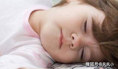 晚上几点睡觉最容易长高 16544f8c75704cfc99e6e31bddd00ad5.jpeg