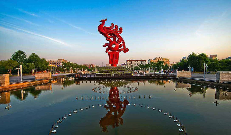 安徽宣城唯一的县级市，和浙江接壤，是全国百强县之一