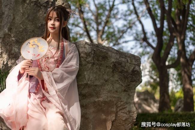 缁翠含浜虹惔琛岀瑳瀛愭_墨翠里虹湾路房型图(2)