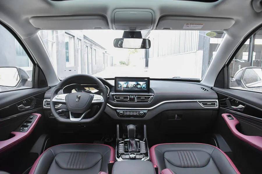 六万左右的车排行榜_预算6万左右想开新车,老司机推荐这几款(2)