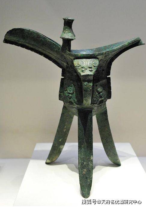 中国酒器文化我国古代酒器风格特点