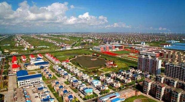 gdp过千亿的县_解说千亿照片(2)