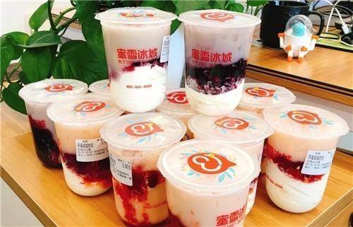 在热奶茶行业,蜜雪冰城是如何打开市场的?