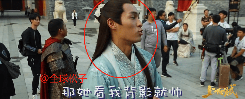 自信or情商低?杨祐宁多次直呼自己长得帅 章子怡心情尴尬【IM电竞平台】(图4)
自信or情商低?杨祐宁多次直呼自己长得帅 章子怡心情尴尬【IM电竞平台】(图4)