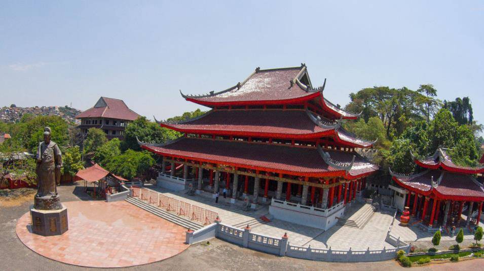 中国著名景点建筑图片 120cdf7a66924935a9fc71e9d6a9c64a.jpeg