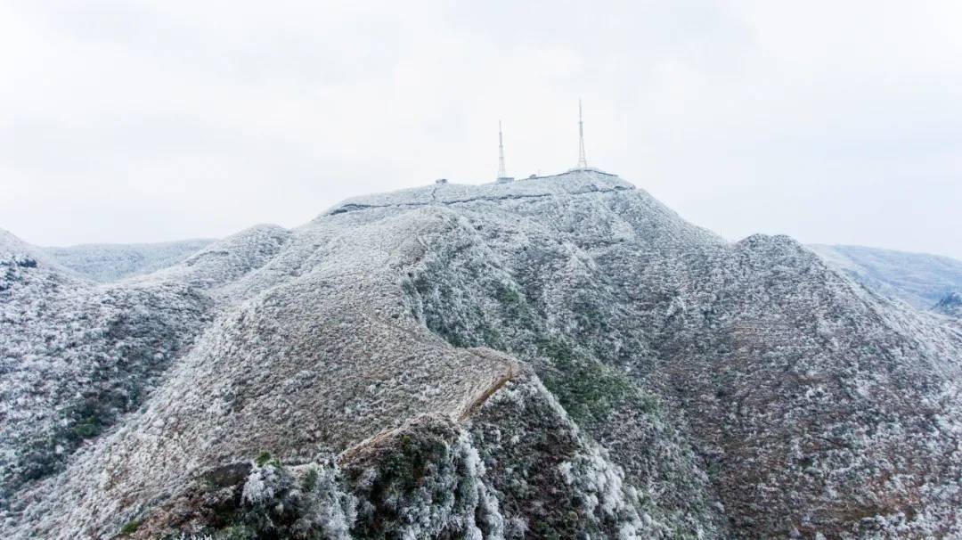 兴义七舍白龙山 雾淞景观美如画