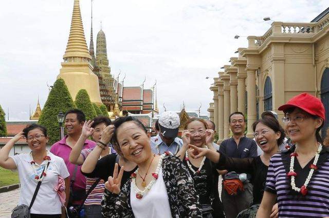 泰国青年：为什么泰国人烦中国游客？因为中国大妈是“核武器”