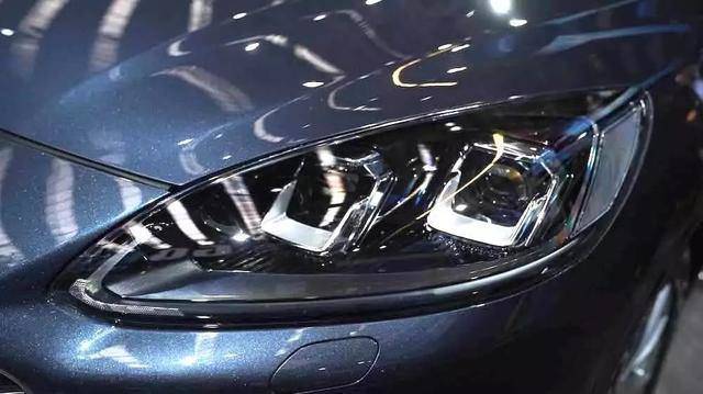 原装最委屈的“耐用车”,高速比路稳,2.0T 8AT