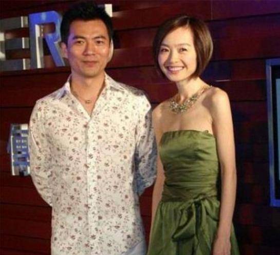 原创陈鲁豫:与美国老公闪婚4年,怀孕期间被老公抛弃,至今没有孩子