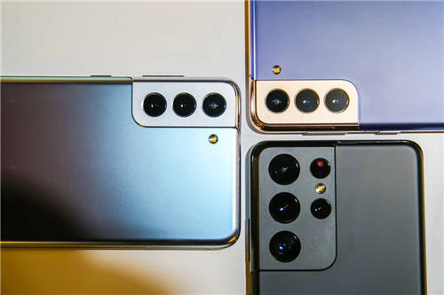 同为大厂出品,为何三星galaxy s21 5g系列免费送充电头_手机搜狐网