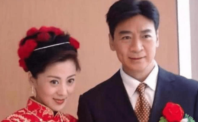 寇振海小21岁娇妻曝光,原来竟是我们熟悉的女演员,藏得太深了