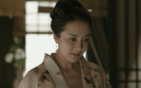 李依晓:"古装第一美人",曾被叶璇的狗咬伤,恶毒朱曼娘出圈!