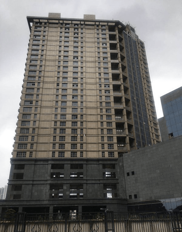 江苏无锡世贸中心在建工程拍卖,7.4亿元起拍,已有超千人围观