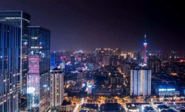 中国最具幸福感城市,经济在省会中名列前茅,游客去了