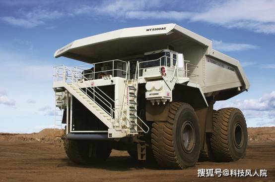 特雷克斯在2008年推出了旗下最大的矿山自卸车——mt6300ac .