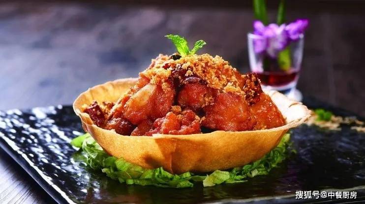 金牌蒜香翅