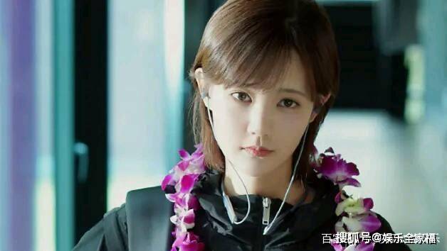 原创李一桐官宣4部新剧,男主都是顶流
